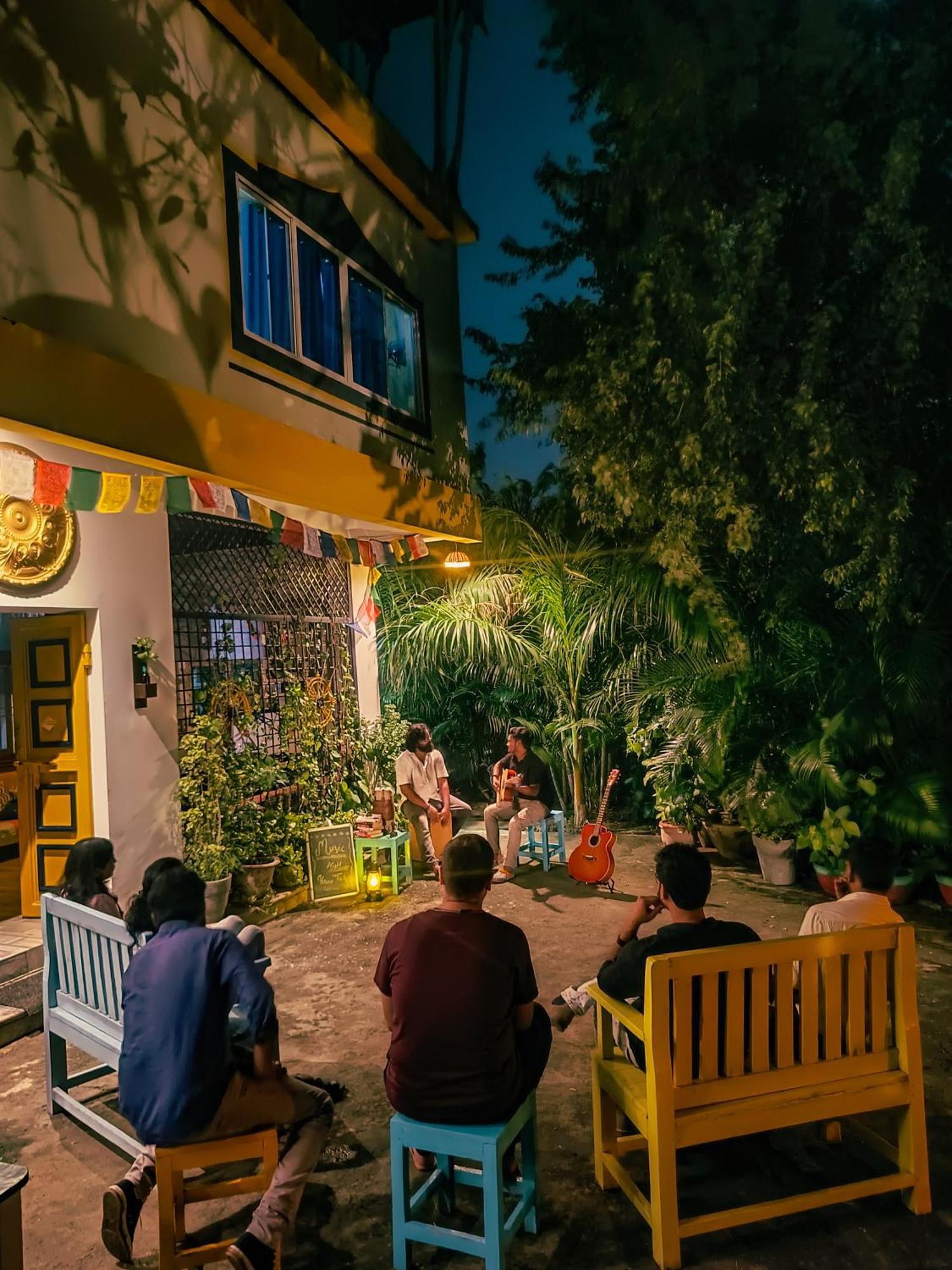 Housetale- A Traveller'S Home Бодх-Гая Экстерьер фото